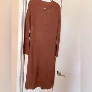 Almost Famous maxi light knit sweater NWT, size Large